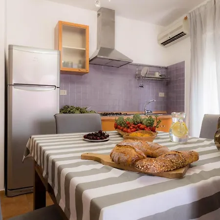 Borgo Vacanze Apartment Letojanni