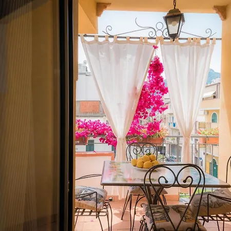 Appartement Borgo Vacanze Letojanni